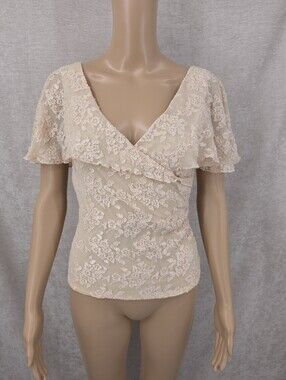 Arden B Y2K Surplice Women’s Cream Lace Flutter Sleeve Vneck Top Blouse Feminine